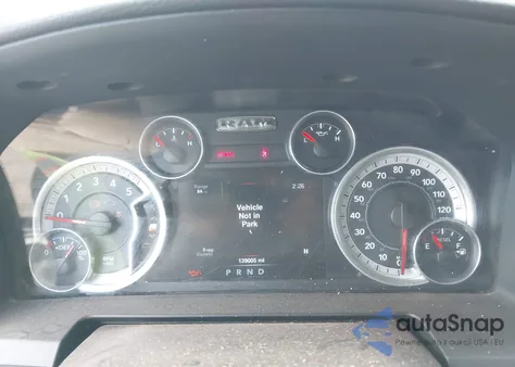 2016 Ram 1500 Laramie из США, поврежденный, VIN 1C6RR7NM0GS112322